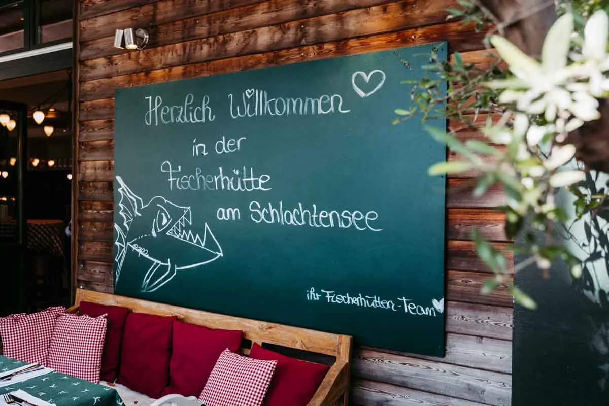 Begrüßungstafel Fischerhütte am Schlachtensee