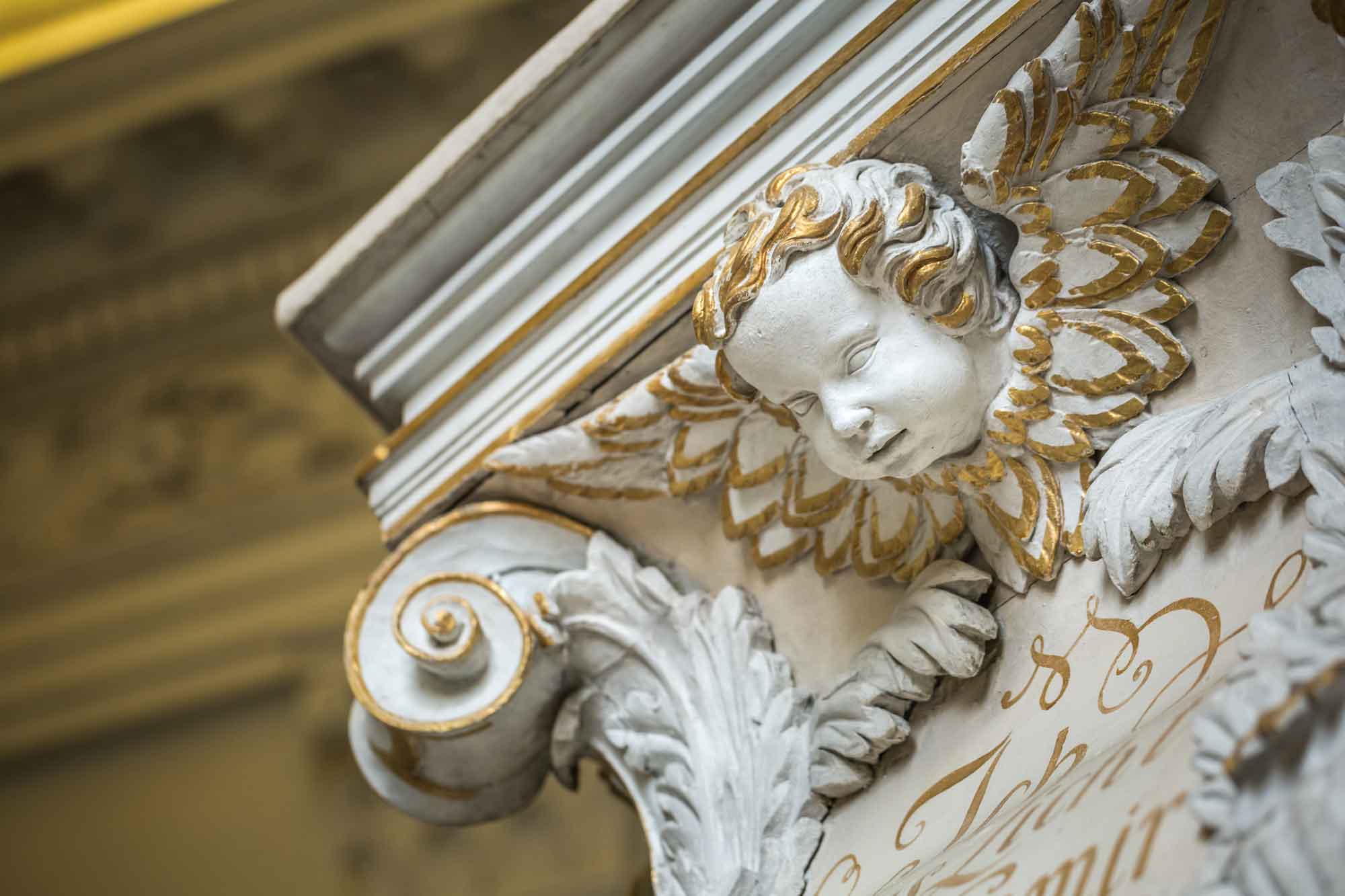 Detailaufnahme Engel Schlosskirche Köpenick